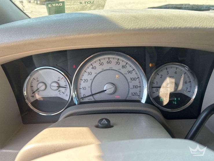 2007-chrysler-aspen-image-9