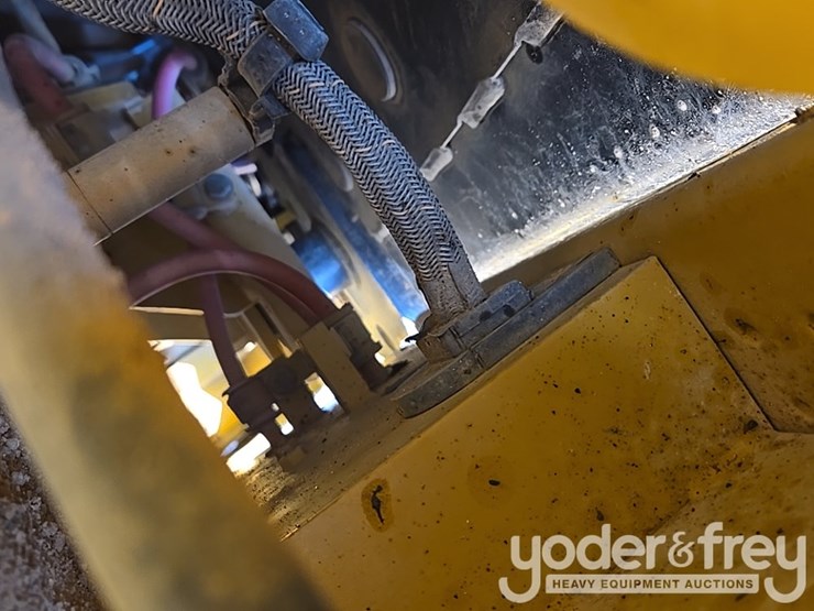 2016-caterpillar-950m-image-65