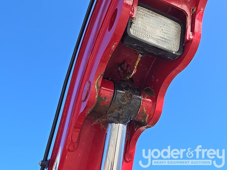 2022-yanmar-vio80-image-57