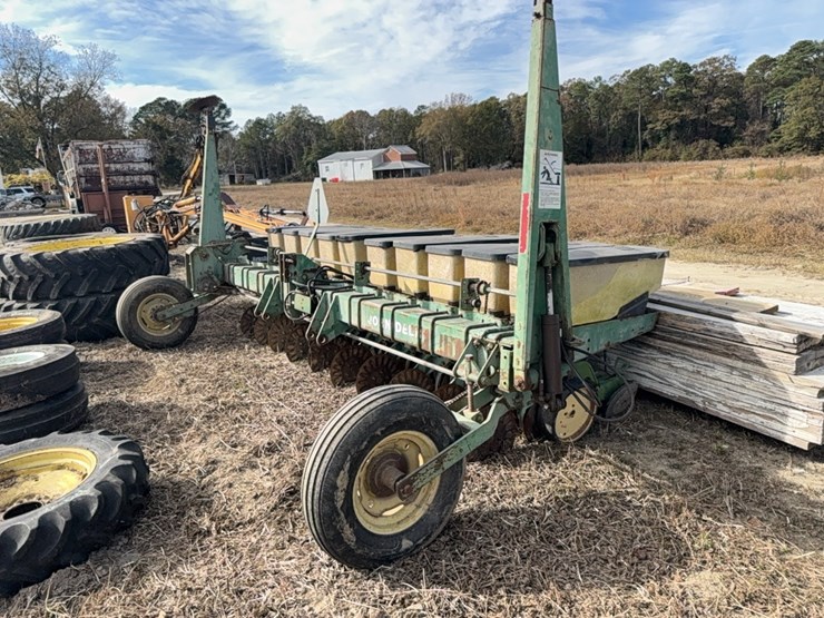 john-deere-7340-image-20