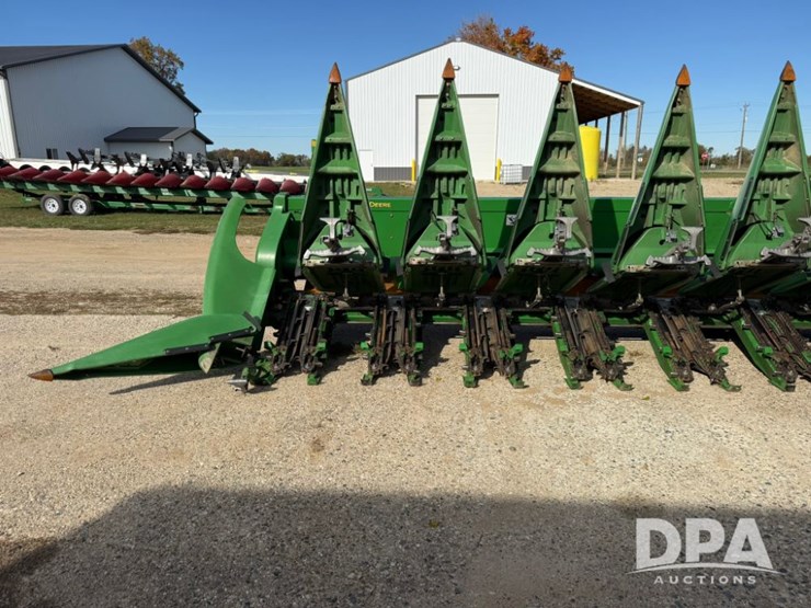 2014-john-deere-616c-image-14