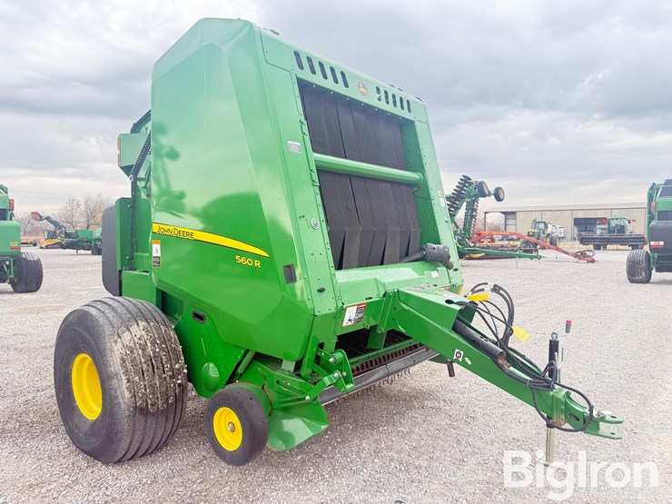 2022-john-deere-560r-image-3