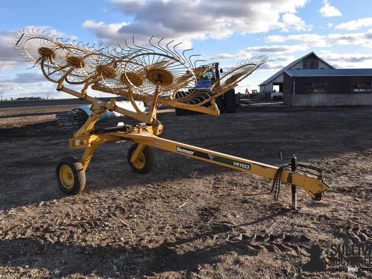 2013-vermeer-vr1022-image-3