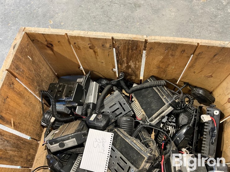 2-way-radios-image-5