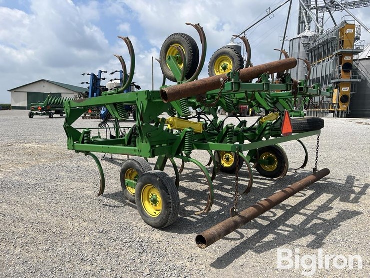 john-deere-1610-image-7