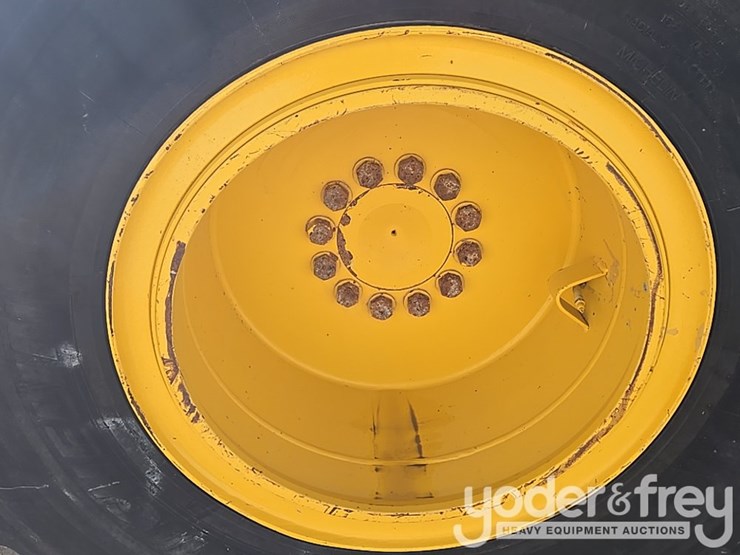 2018-komatsu-wa200-8-image-17