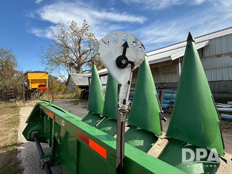 2014-john-deere-616c-image-26