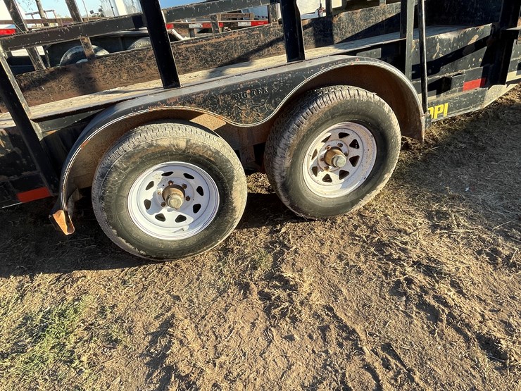 #6240-•-2002-big-tex-car-trailer-(trailer-#0938nc)-(has-tx-title)-image-8