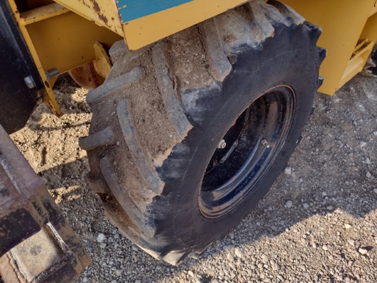 2005-vermeer-v4150a-image-18