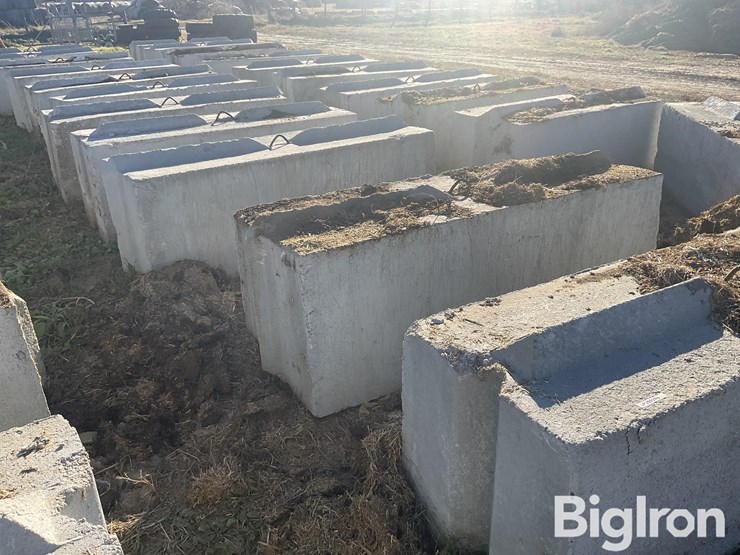 concrete-stackable-blocks-image-3