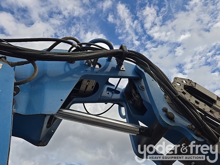 2015-genie-zx-135-image-50