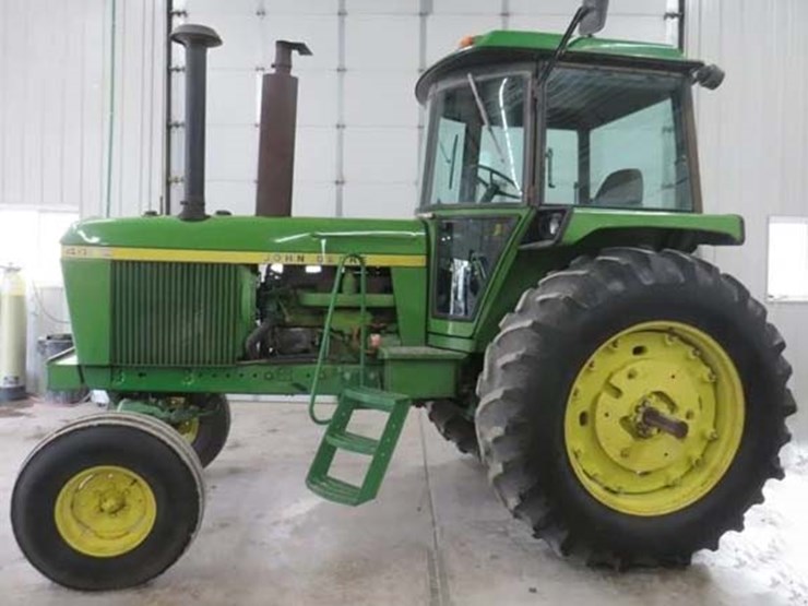 john-deere-4430-image-1