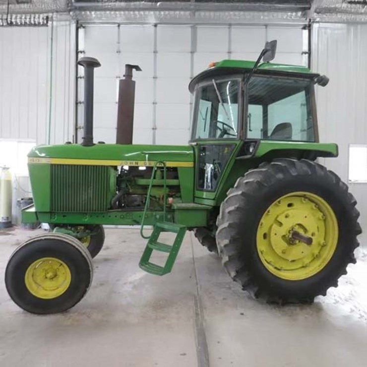 JOHN DEERE 4430