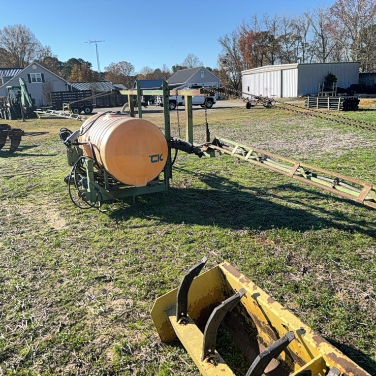 Reddick Sprayer  with controls and hydraulic  Hypro pump located at 107 jernigan Swamp Rd. in Ahoskie, North Carolina
