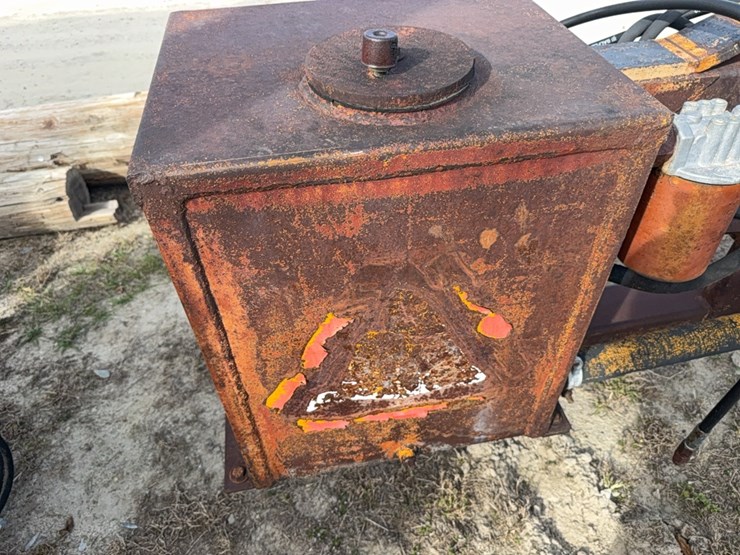 roanoke-g195-image-52