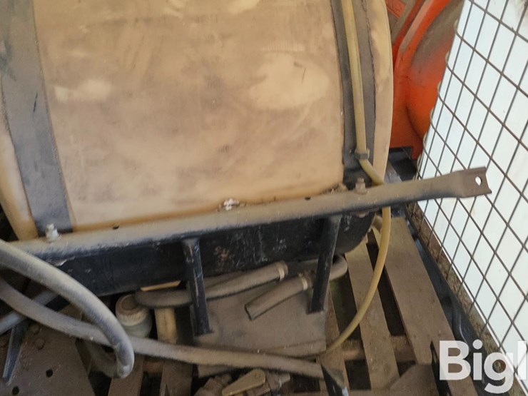 saddle-tanks-&-poly-tanks-image-9