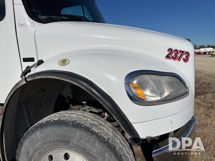 2007-freightliner-petroleum-truck-(jn3391,-unit-2373)-image-20