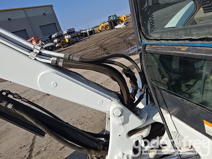 bobcat-331g-image-36