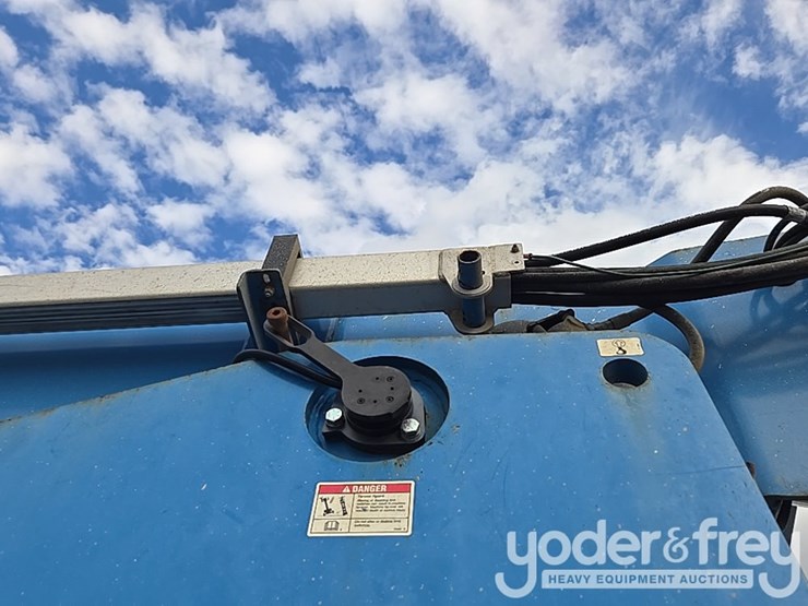 2015-genie-zx-135-image-49