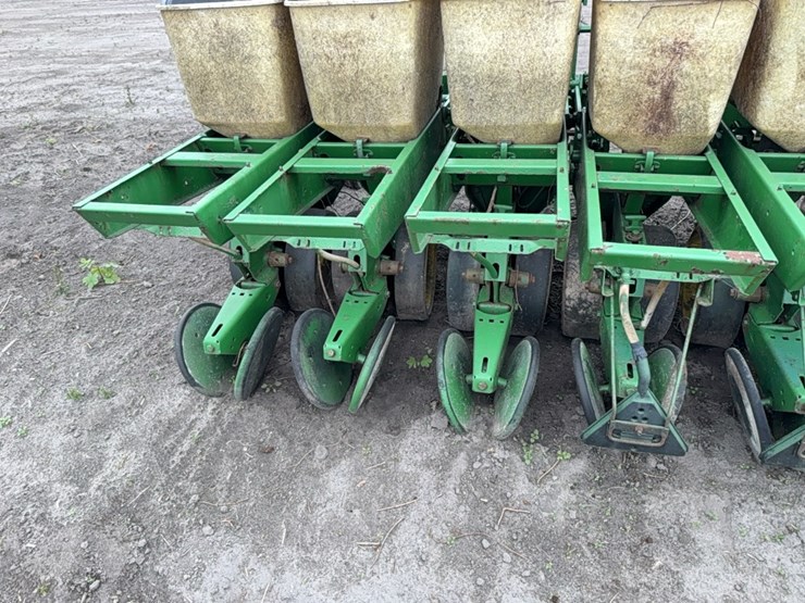 john-deere-7100-image-17