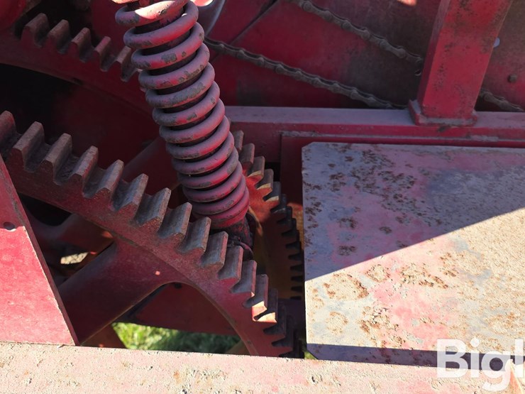 new-holland-77-image-20