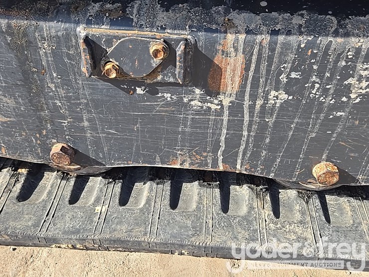 2022-yanmar-vio80-image-25