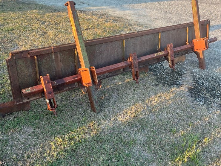 one-set-of-dirt-doors,-bed-shapers-located-at-1244-vandiford-thomas-rd-snowhill-nc-call-252-532-8061-for-information-image-1