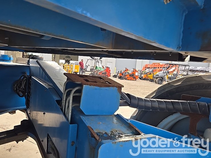 2015-genie-zx-135-image-31