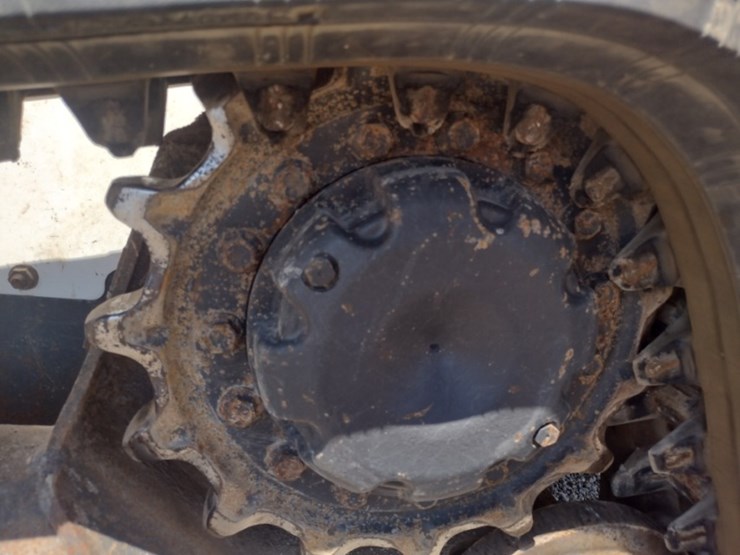 bobcat-t590-image-21