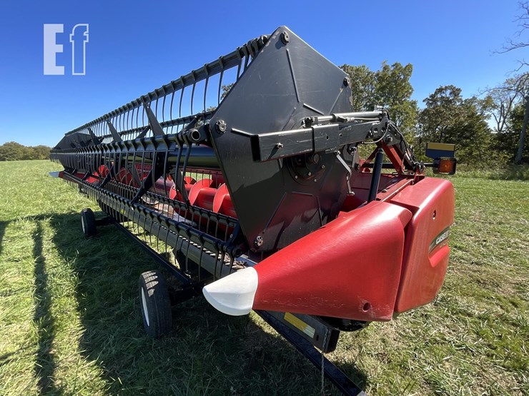 2011-case-ih-3020-image-8