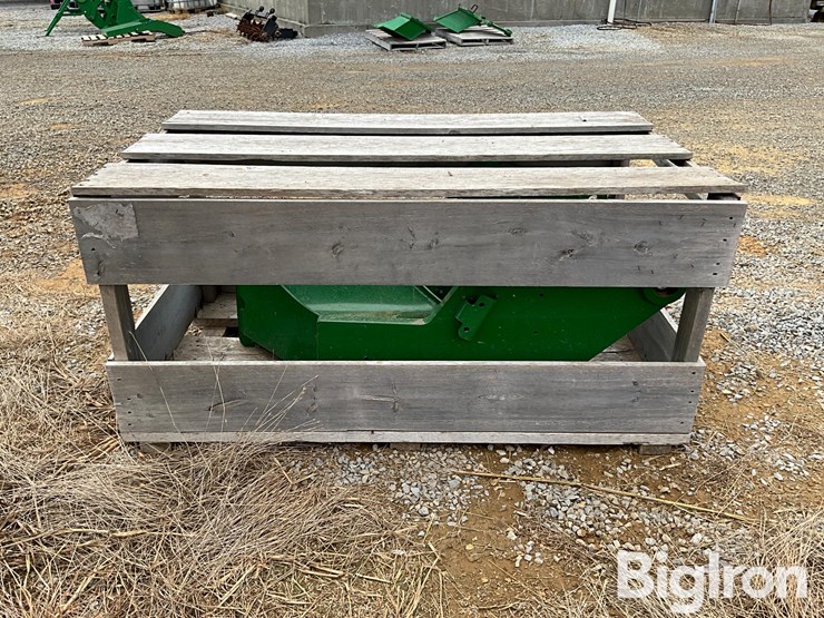 john-deere-mounting-bracket-for-loader-image-6