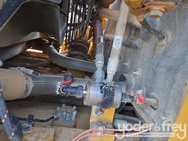 2016-caterpillar-950m-image-97