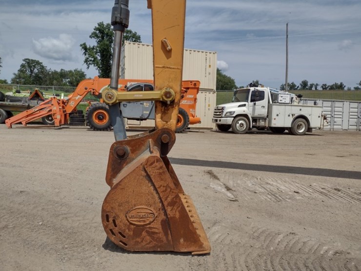 22-case-cx350d-image-48