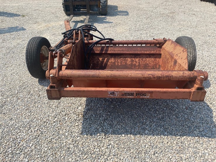 #t8282-•-bush-hog-rock-picker-image-3