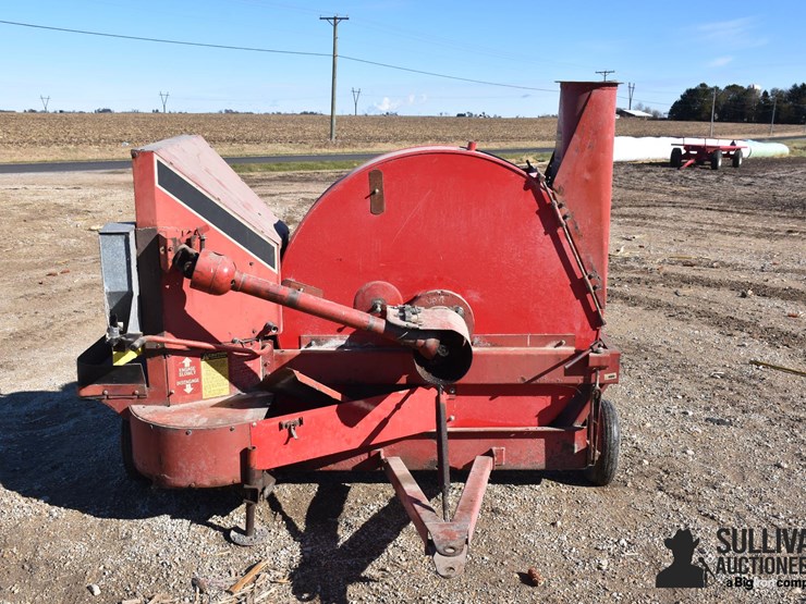 gehl-fb1580-pull-type-forage-blower-image-2