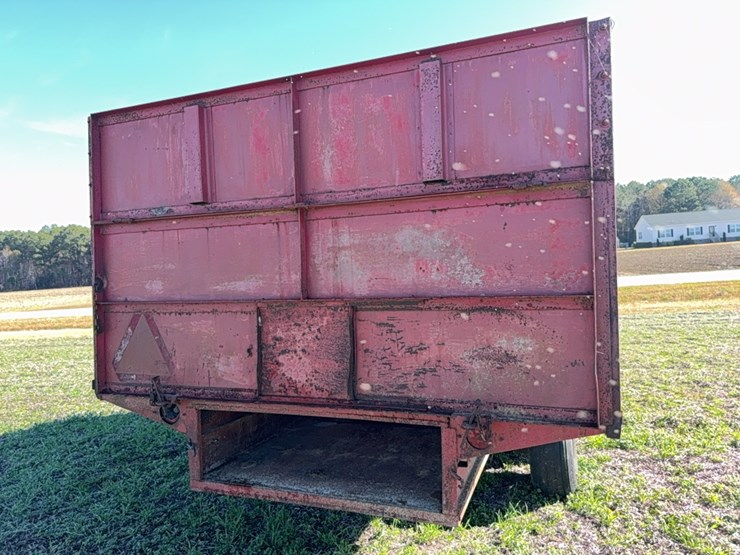 roanoke-tandem-axle-peanut-trailer-located-at-107-jernigan-swamp-rd.-in-ahoskie,-north-carolina-￼-image-11