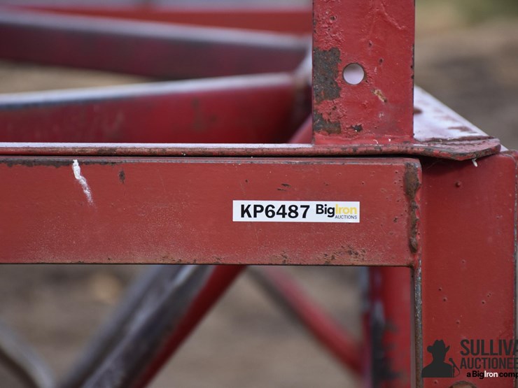 square-feeder-image-11