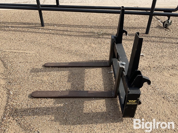 2015-massey-ferguson-pf42-fork-lift-attachment-image-8