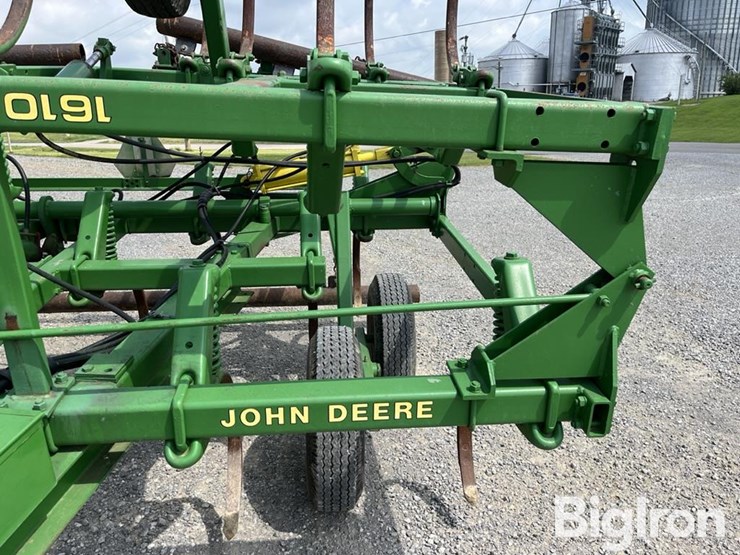 john-deere-1610-image-20