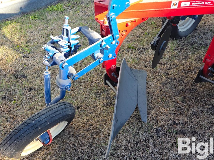 international-70-image-19