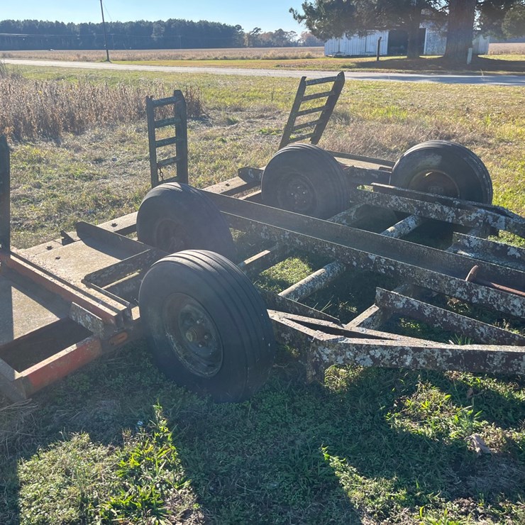 Highboy sprayer transport trailer, located at 276 Jonestown Rd Snow Hill NC call 252-531-8061 for more information