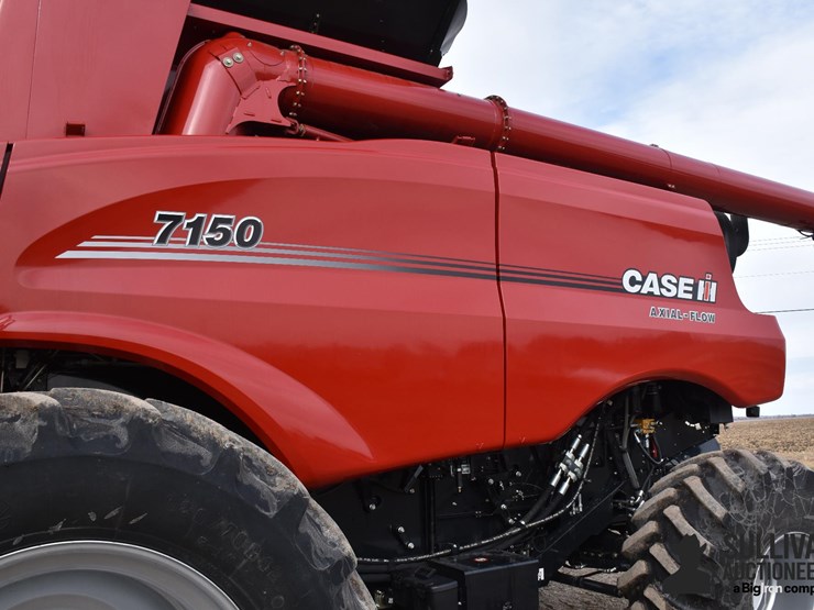 2023-case-ih-7150-image-19