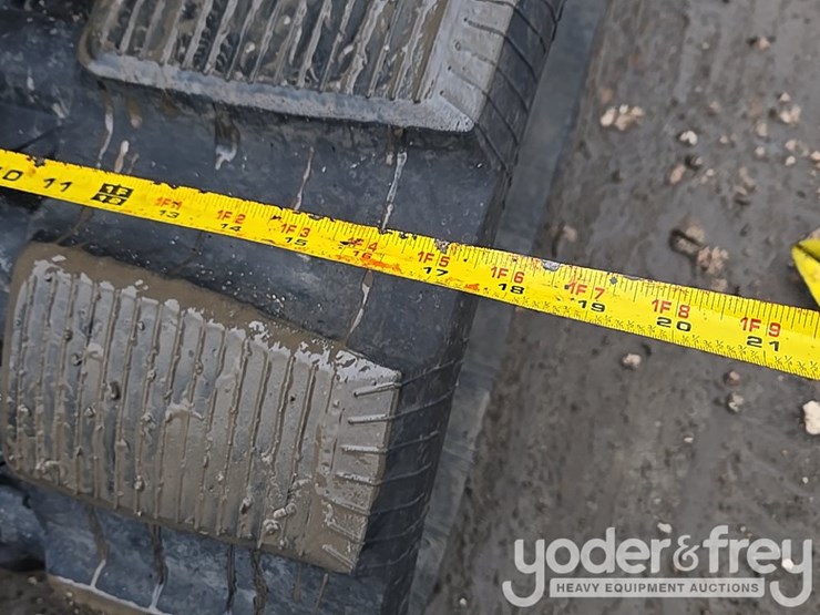 2020-deere-333g-image-20