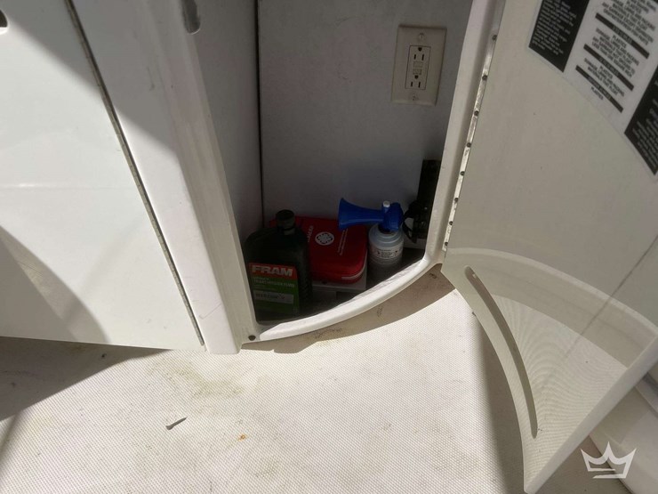 2003-sea-ray-slx-29'-image-25