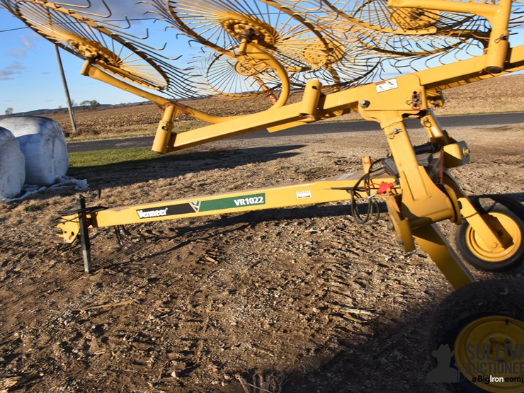 2013-vermeer-vr1022-image-13