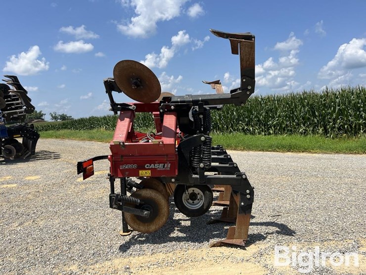 2023-case-ih-ecolo-till-2500-image-8