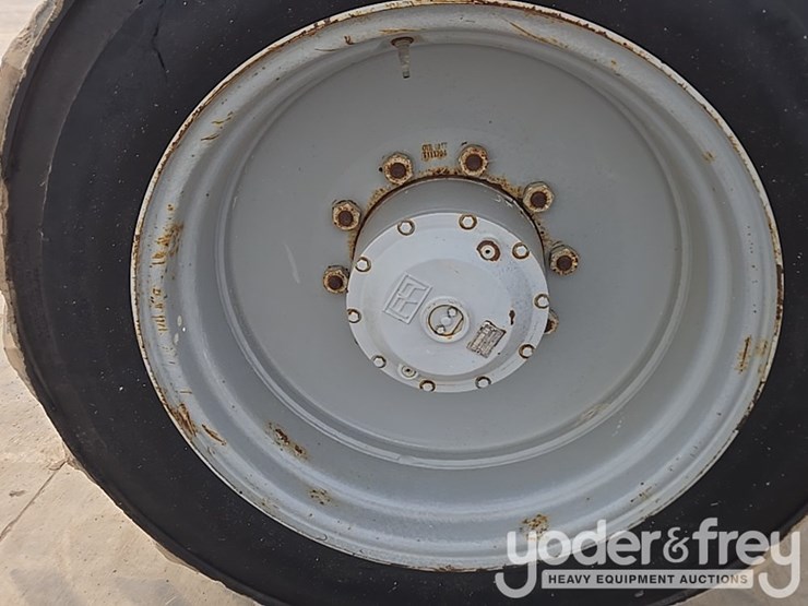 2015-genie-zx-135-image-59