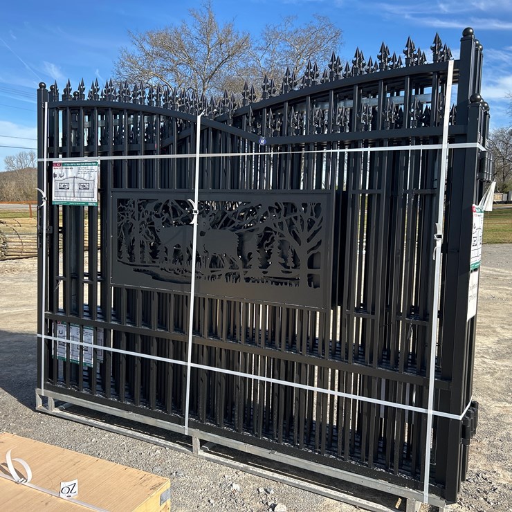 #19 • (1) 20’ SET OF DEER ENTRANCE GATES