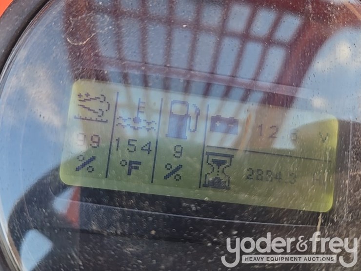 2016-sky-trak-8042-image-127