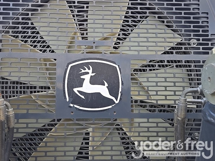 2017-deere-872g-image-114